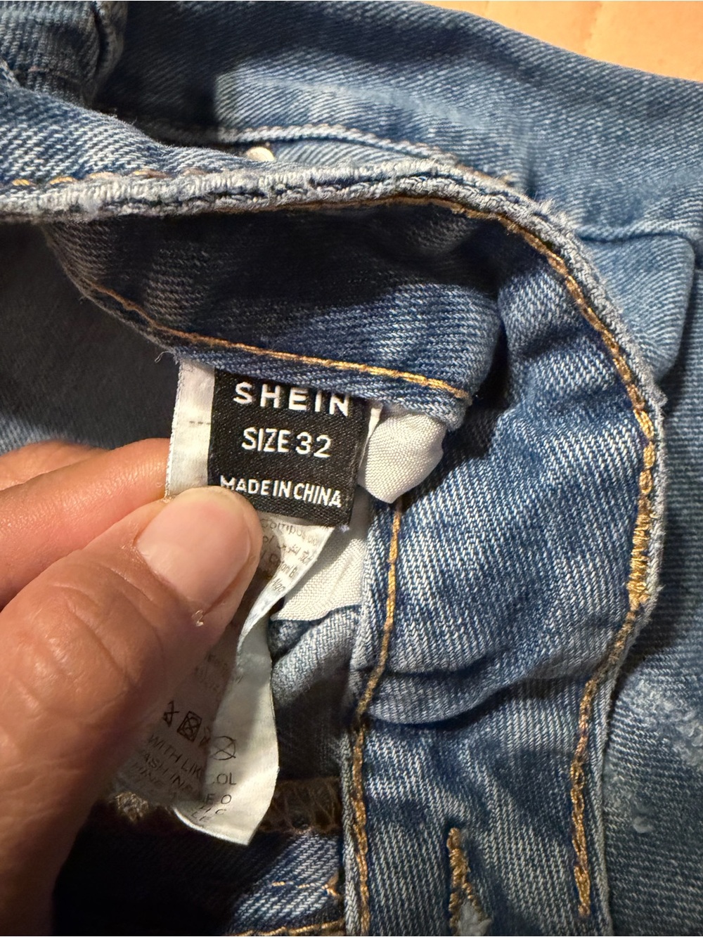 SHEIN Medium Blue Denim Jeans with Contrast Stitching